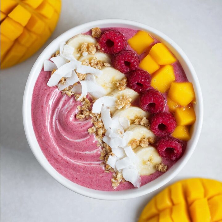 Raspberry Mango Smoothie Bowl